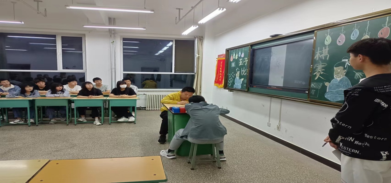 信息管理系五子棋比赛圆满结束